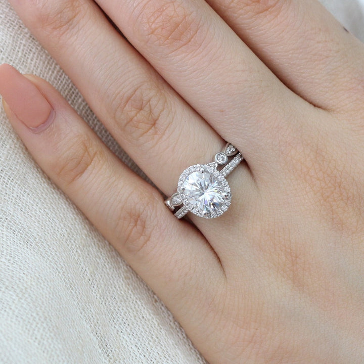 2.0ct Oval Cut Moissanite Halo Engagement Ring With Unique Wedding Band