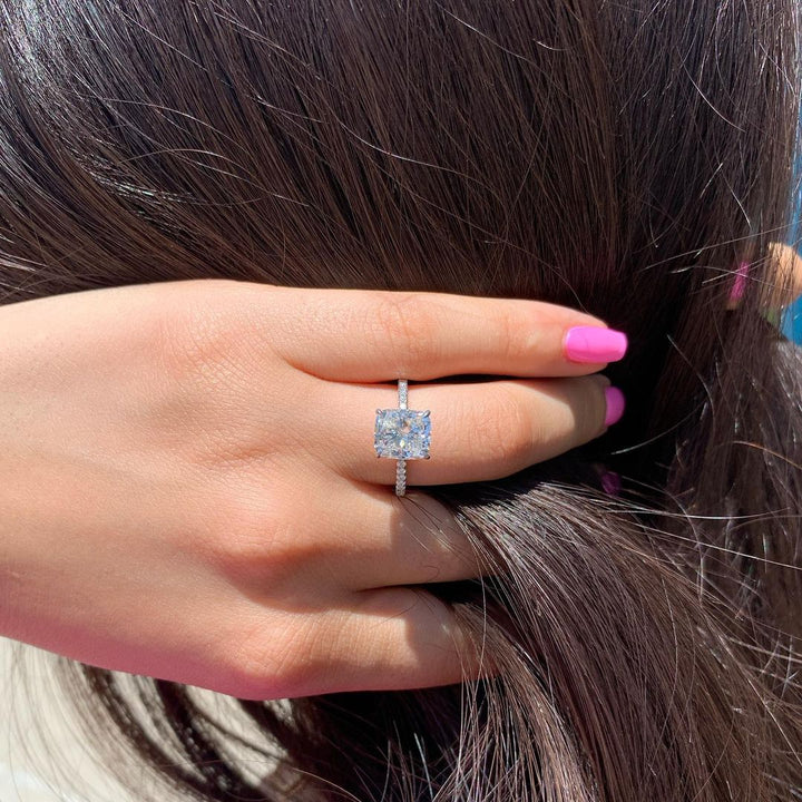 1.5 CT Cushion Cut Moissanite Engagement Ring