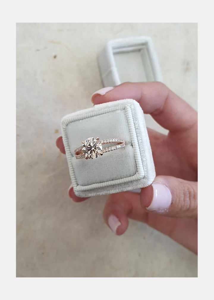 1.90ct Round Brilliant Cut Split Shank Engagement Ring