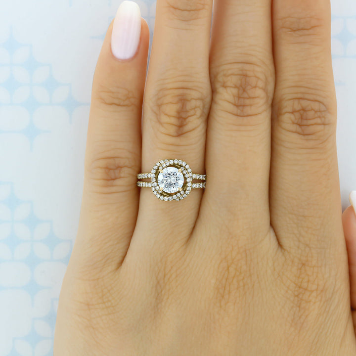 1.0 ct  Round cut Halo Moissanite Engagement Ring