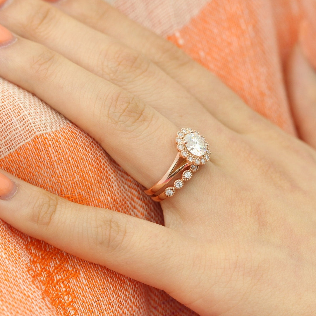 Vintage Round Cut Halo Moissanite Ring With Milgrain Diamond Band