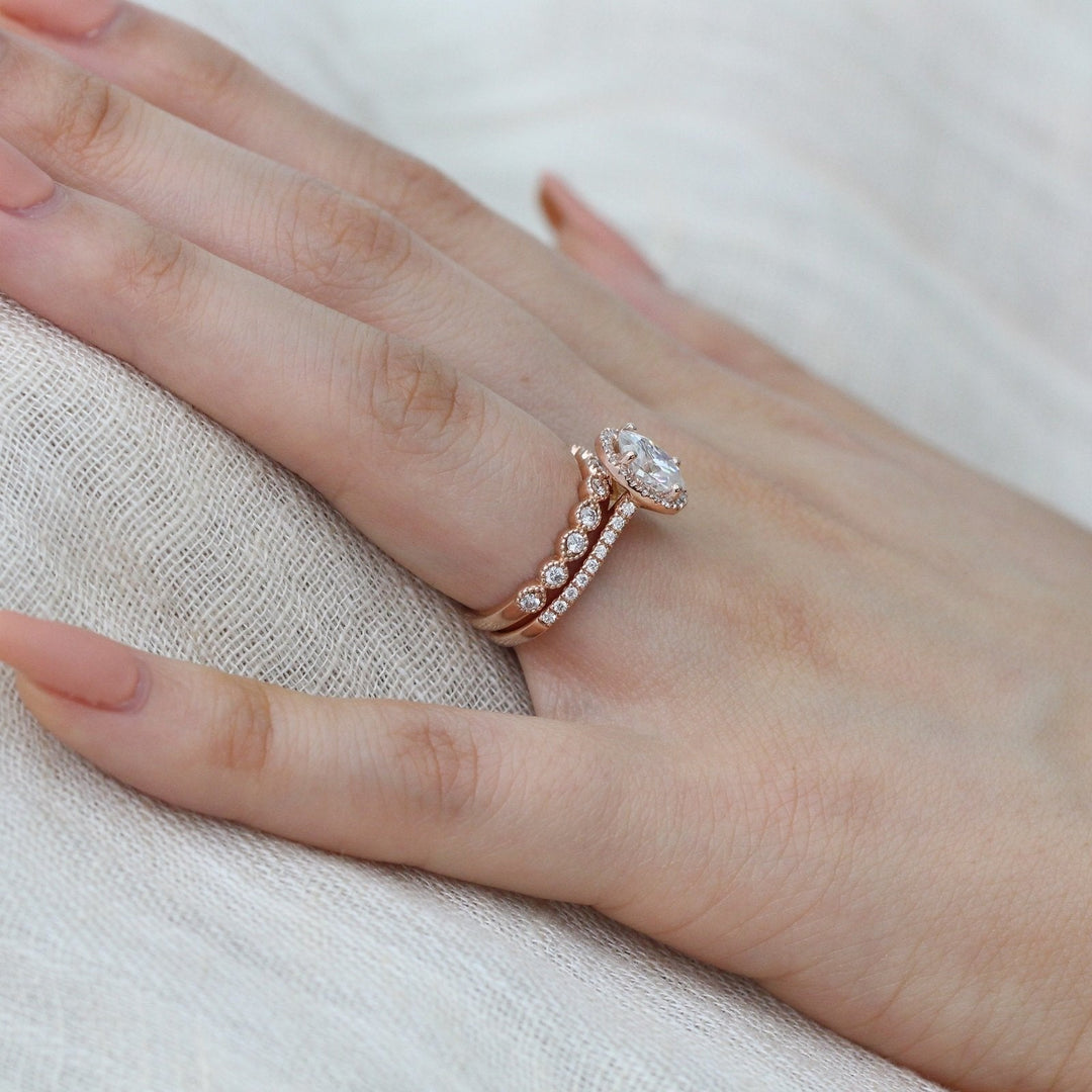 Oval Cut Halo Moissanite Ring With Milgrain Diamond Band