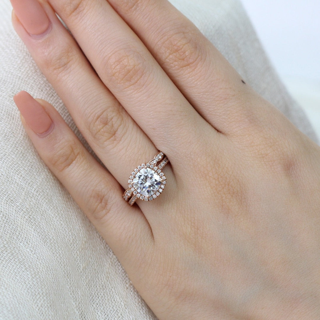 Cushion Halo Pave Moissanite Ring With Scalloped Diamond Band