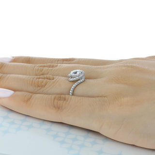 1.0 ct  Round cut Halo Unique Moissanite Engagement Ring