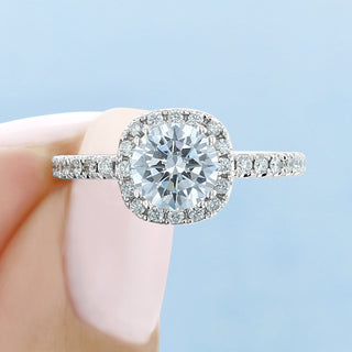 1.0 ct Classic Round cut Halo Moissanite Engagement Ring