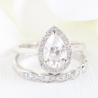 Pear Cut Moissanite Ring With Scalloped Diamond Band