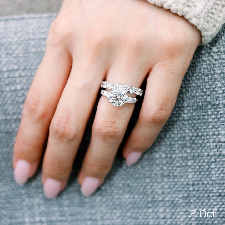 2.0CT Round Brilliant Cut Moissanite Baguette Diamond Engagement Ring