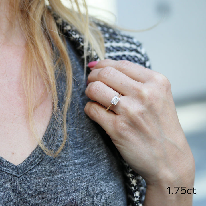 1.6CT- 2.5CT Emerald Cut East-West Moissanite Diamond Engagement Ring