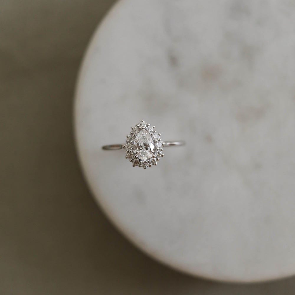 0.75CT Pear Cut Halo Moissanite Diamond Engagement Ring For Women