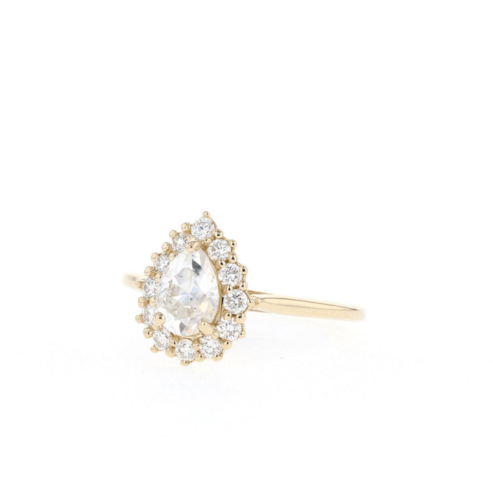 0.75CT Pear Cut Halo Moissanite Diamond Engagement Ring For Women