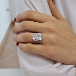 7.2CT Emerald Cut Diamond Halo Moissanite Engagement Ring