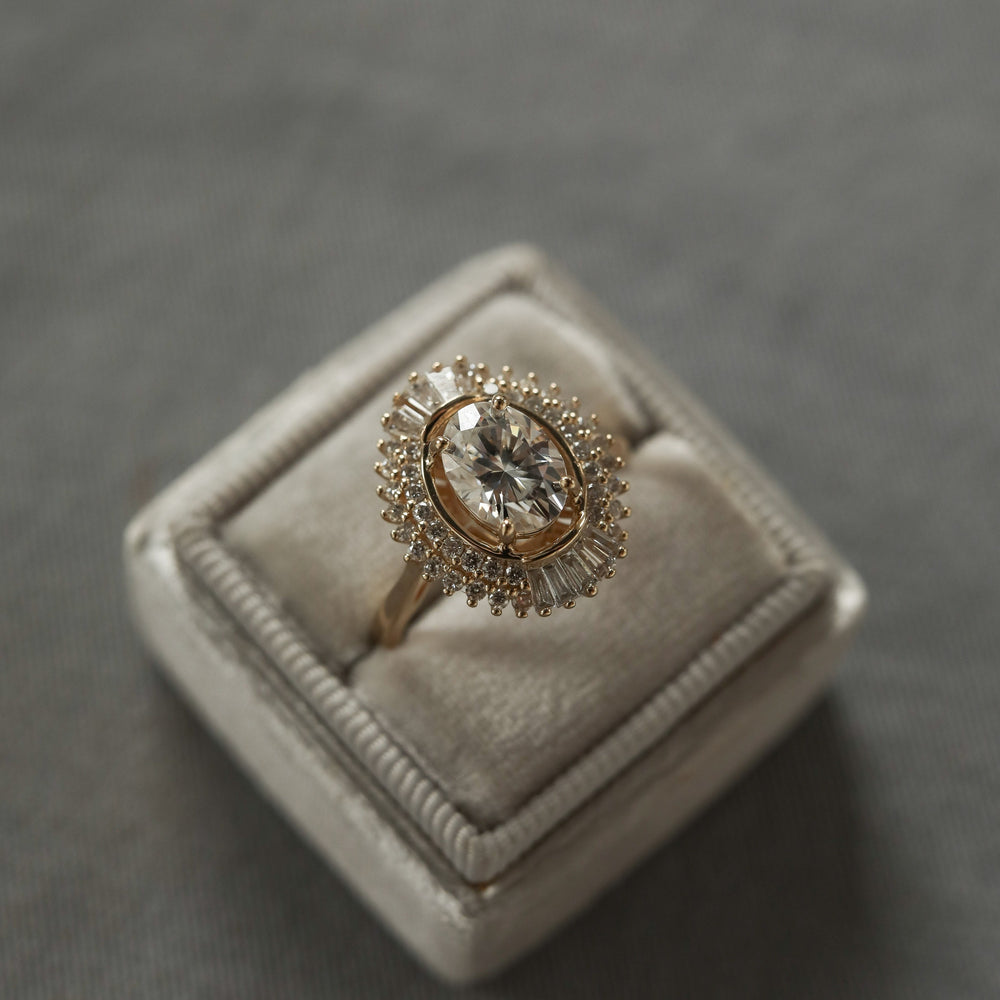 1.70CT Oval Moissanite Cluster Diamond Engagement Ring