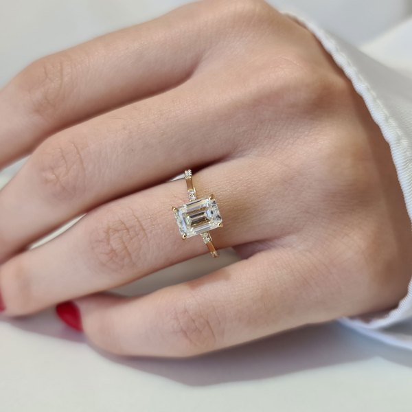 1.80CT Emerald Cut Diamond Moissanite Engagement Ring