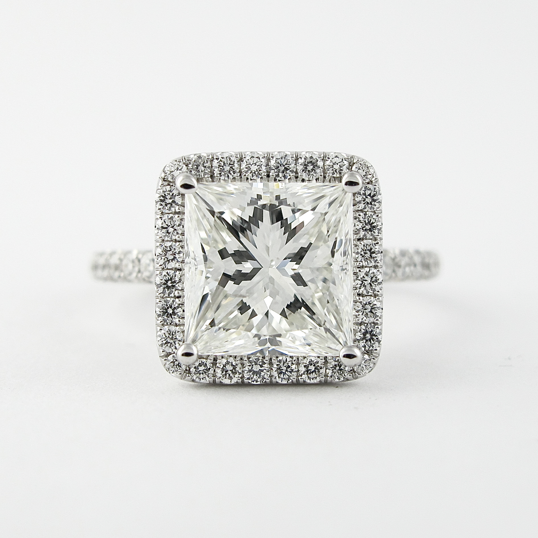 2.0CT Princess Cut Halo Moissanite Diamond Engagement Ring