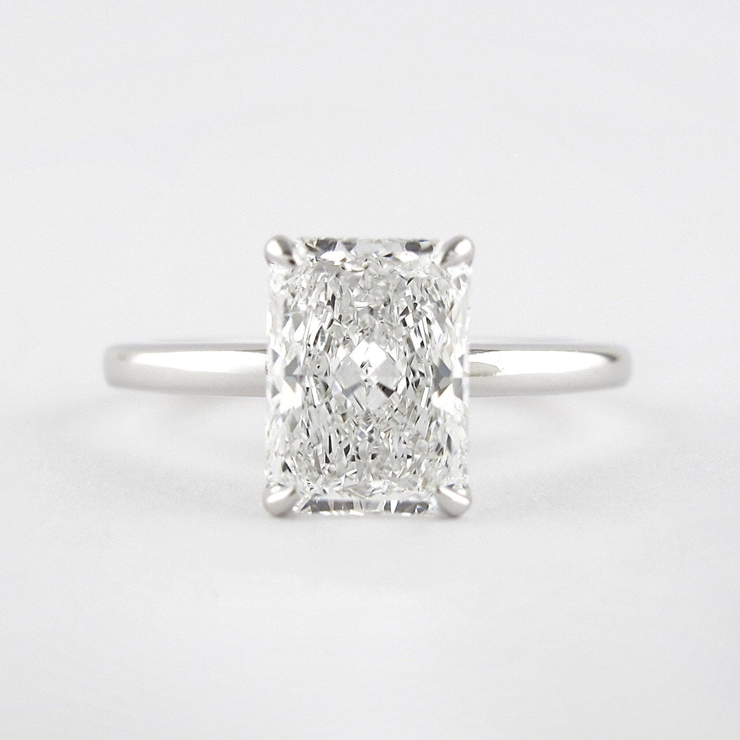 1.80CT Radiant Cut Solitaire Moissanite Diamond Engagement Ring 