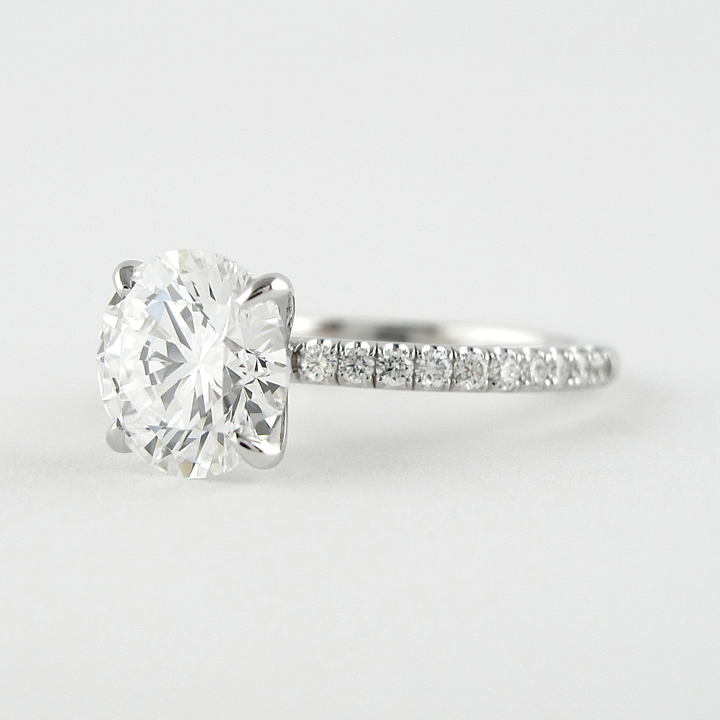 1.5 CT Round Cut Moissanite Engagement Ring