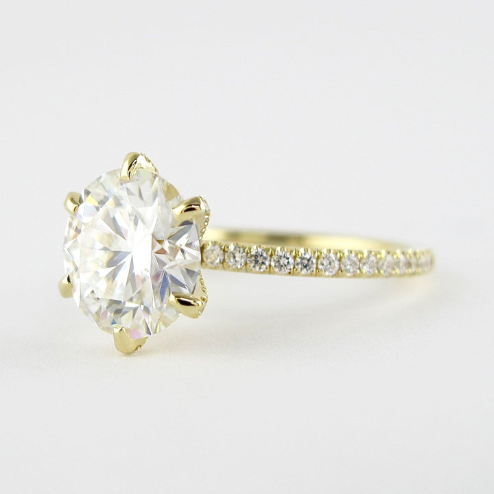 1.90CT Round Cut Diamond Prong Moissanite Engagement Ring