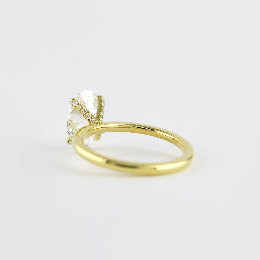 1.33CT Oval Cut Solitaire Moissanite Engagement Ring