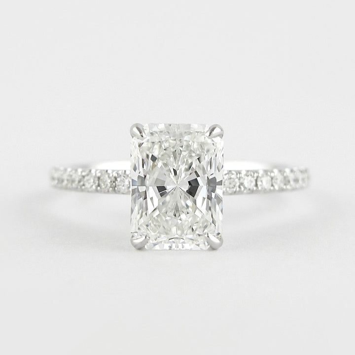 1.8 CT Radiant Cut Moissanite Engagement Ring