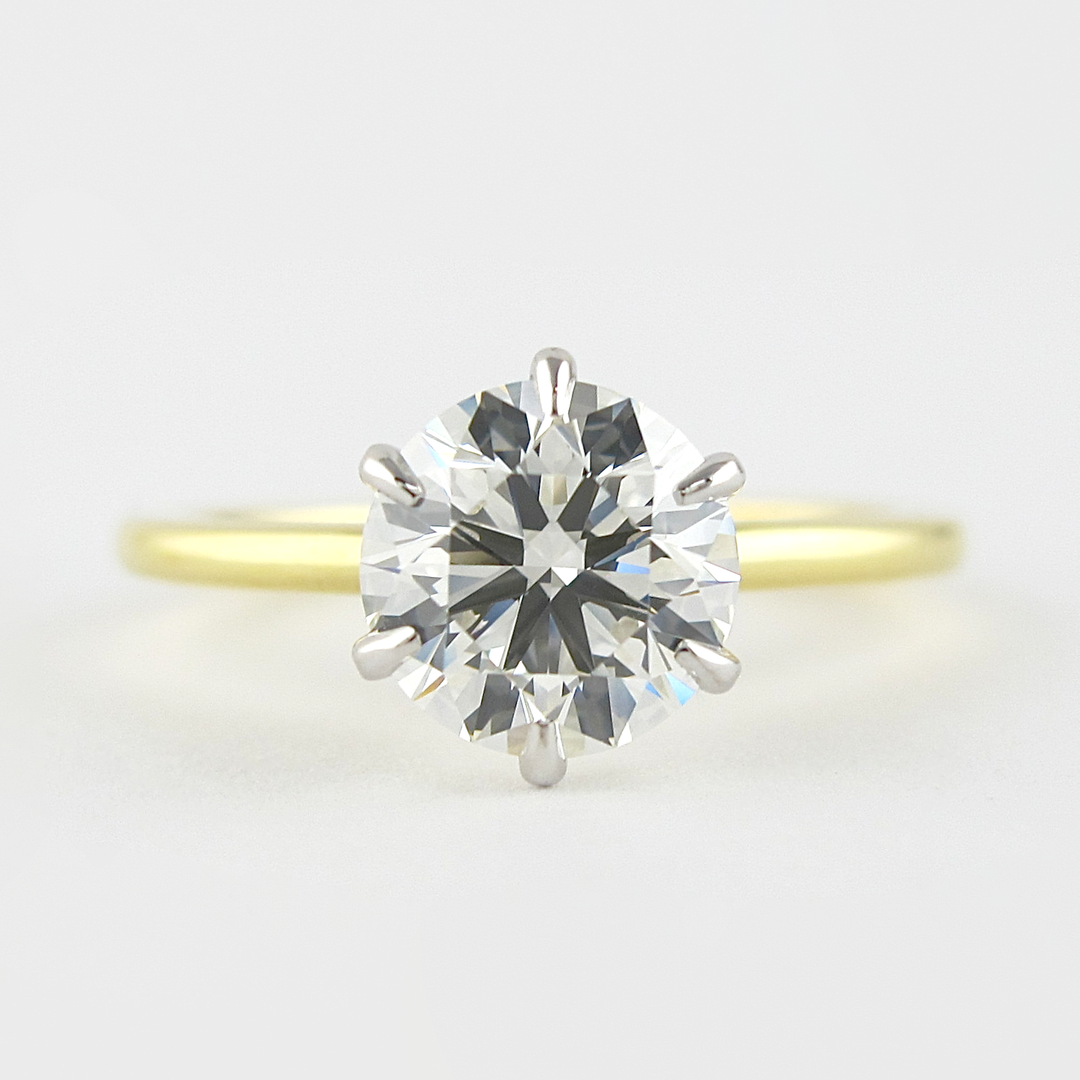 1 CT Round Cut Moissanite Engagement Ring