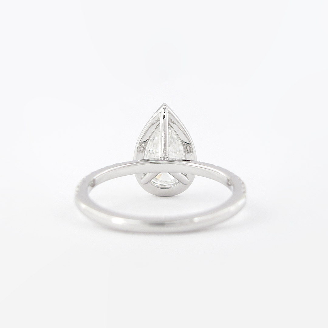 1.5 CT Pear Cut Halo Moissanite Engagement Ring