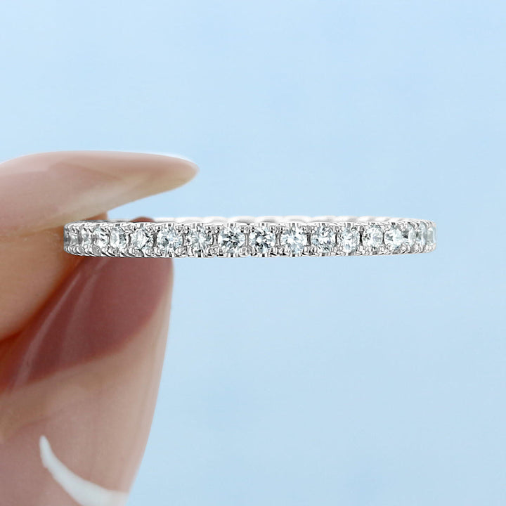 Round Brilliant Cut Full Eternity Wedding Band