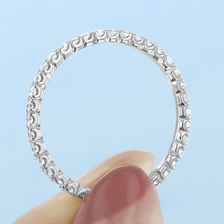 Round Brilliant Cut Full Eternity Wedding Band