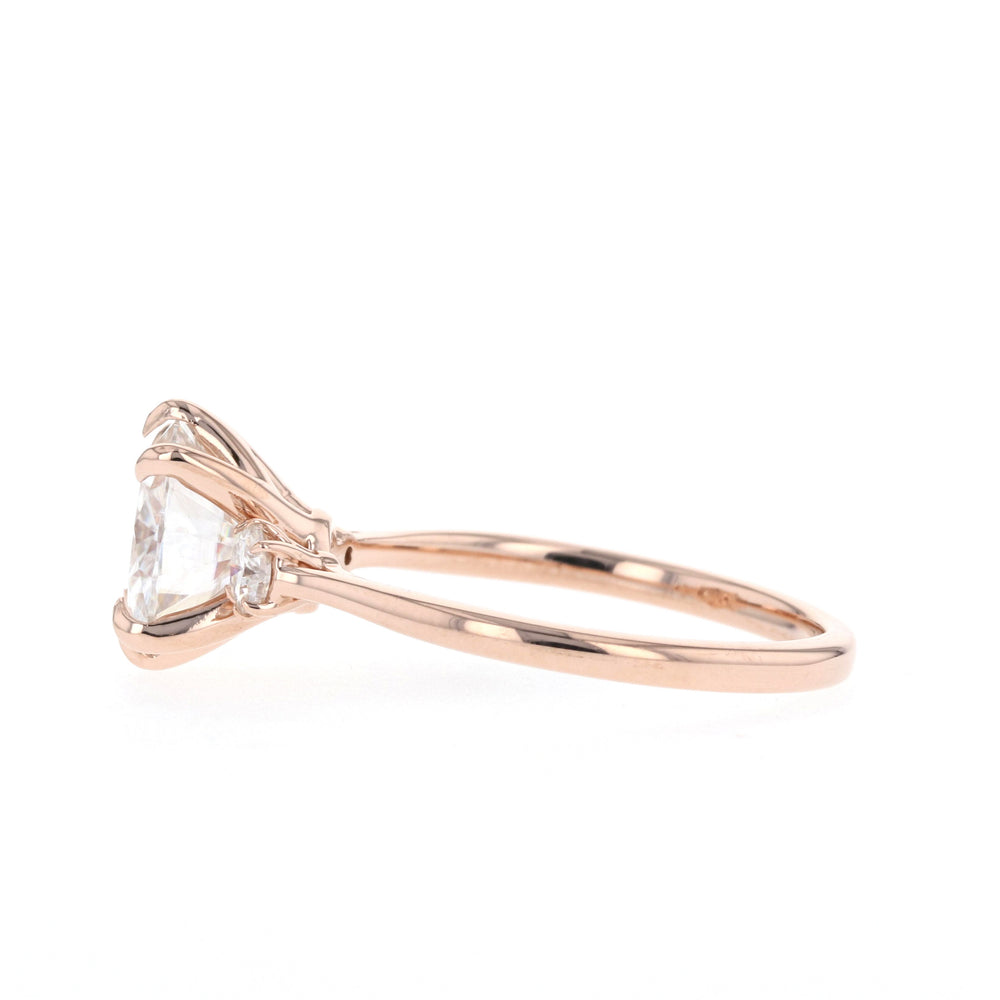 2.1CT  Round Moissanite Three Stone Diamond Engagement Ring