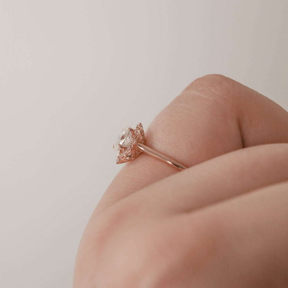 0.84CT Oval Moissanite Vintage Diamond Engagement Ring