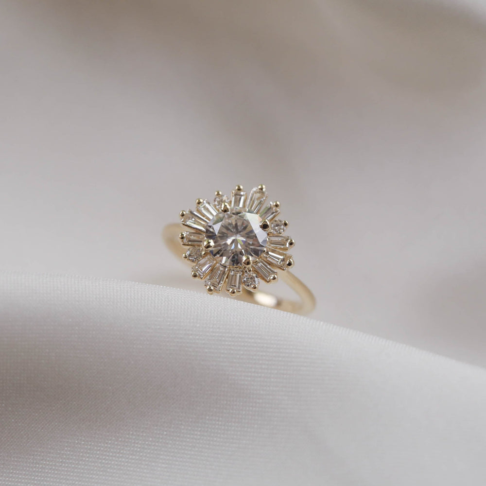 1.05CT Round Moissanite Cluster Diamond Engagement Ring