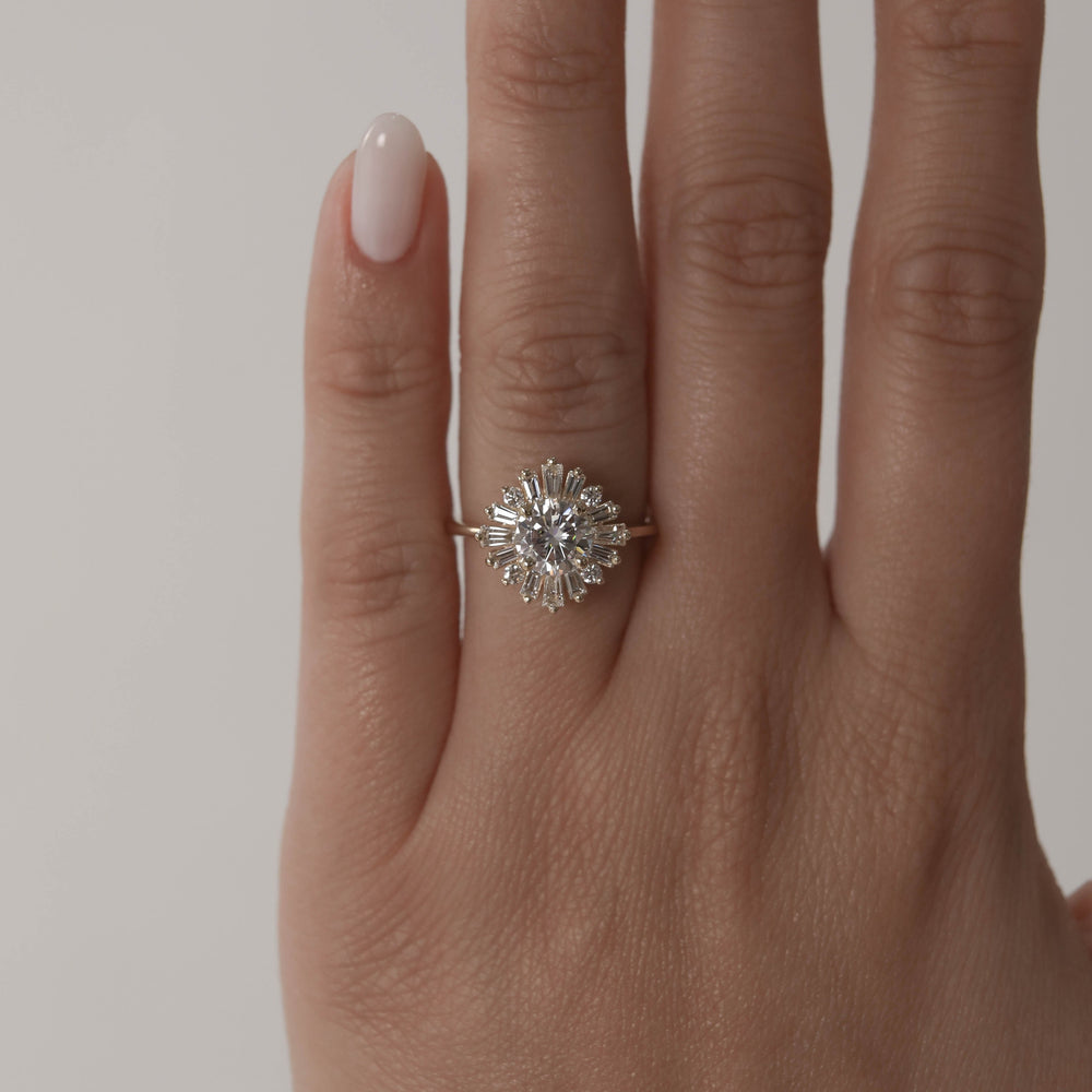 1.05CT Round Moissanite Cluster Diamond Engagement Ring