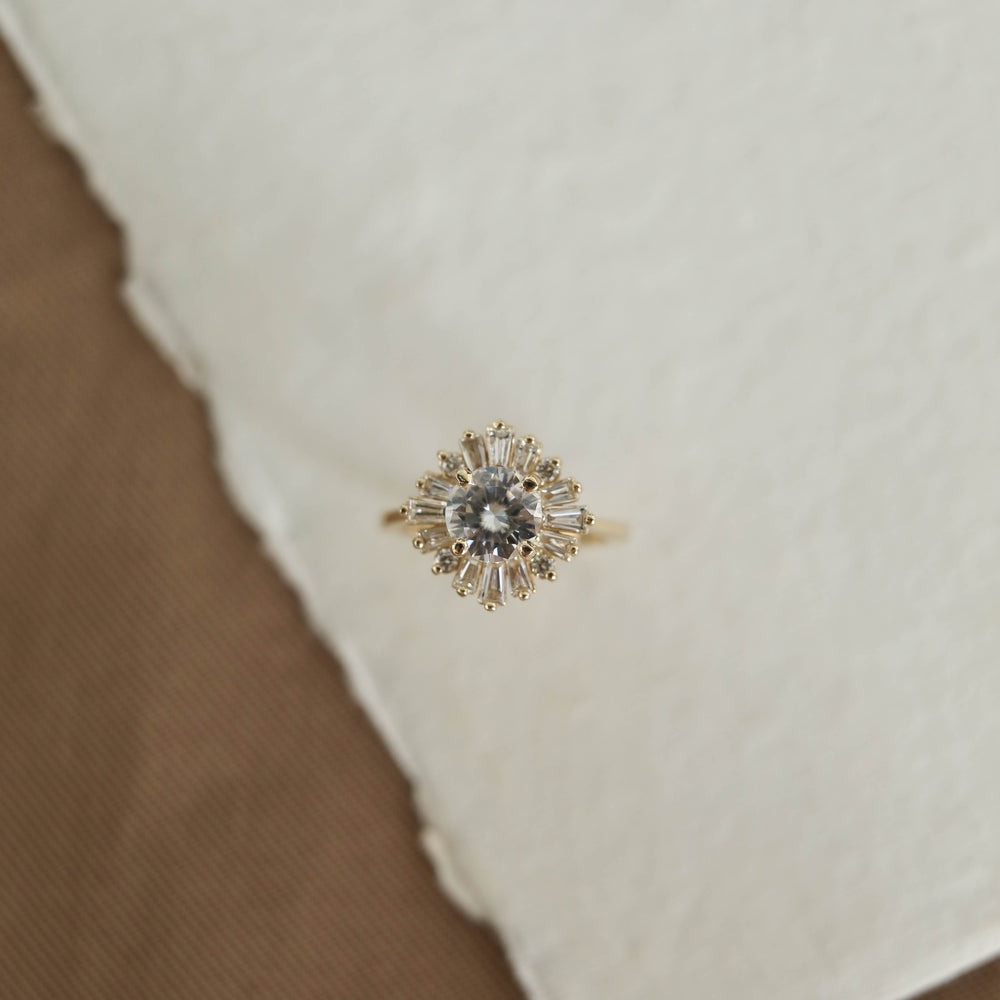 1.05CT Round Moissanite Cluster Diamond Engagement Ring