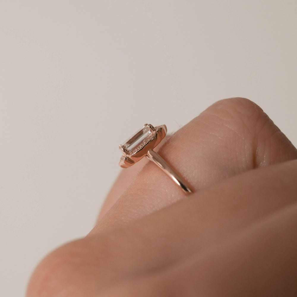 2.0CT Emerald Cut Moissanite Vintage Cluster Diamond Engagement Ring