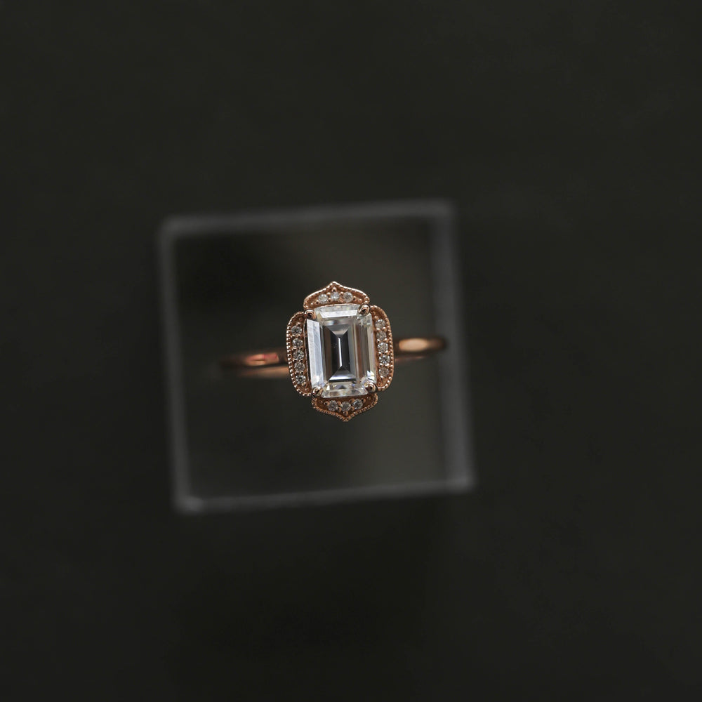 2.0CT Emerald Cut Moissanite Vintage Cluster Diamond Engagement Ring