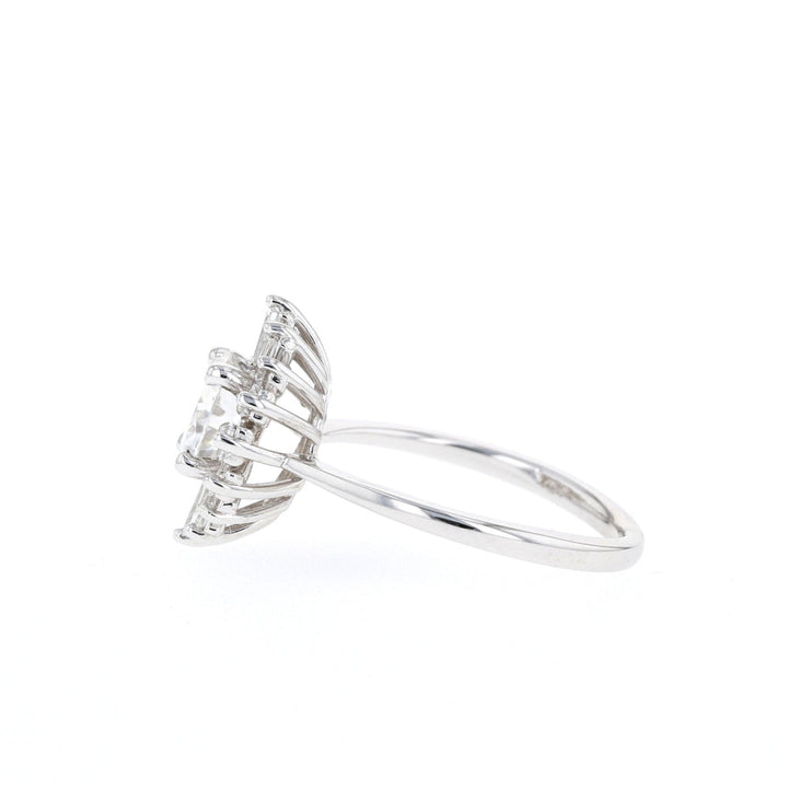 1.05CT Round Moissanite Cluster Diamond Engagement Ring