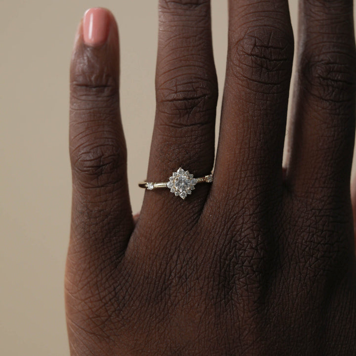 0.25ct Round Cut Halo Moissanite Diamond Engagement Ring