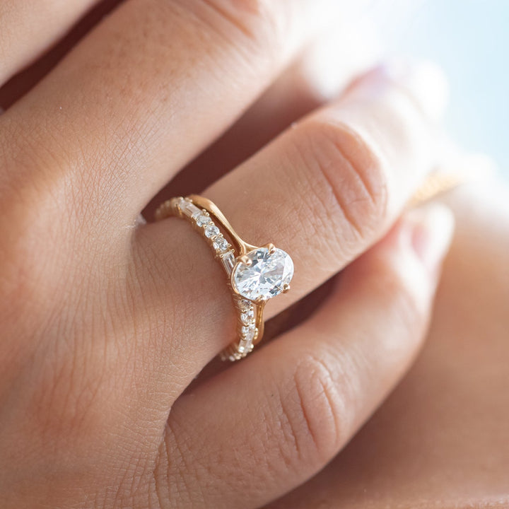 2.72CT Oval Cut 4 Prong Solitaire Moissanite Engagement Ring