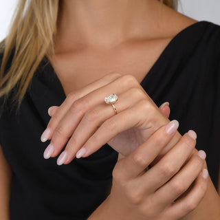 2CT Oval Diamond Moissanite Engagement Ring