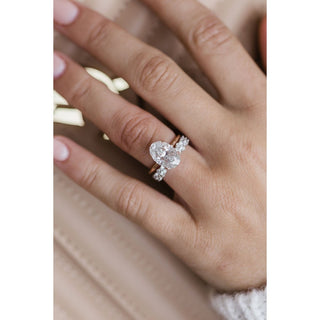 4.0ct Oval Diamond Moissanite Engagement Ring