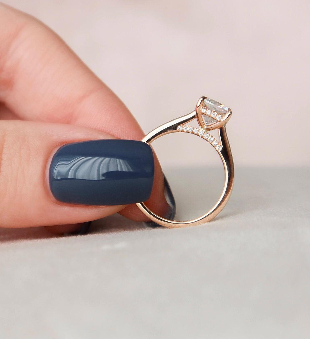 2 CT Cushion Cut Moissanite Wedding Ring