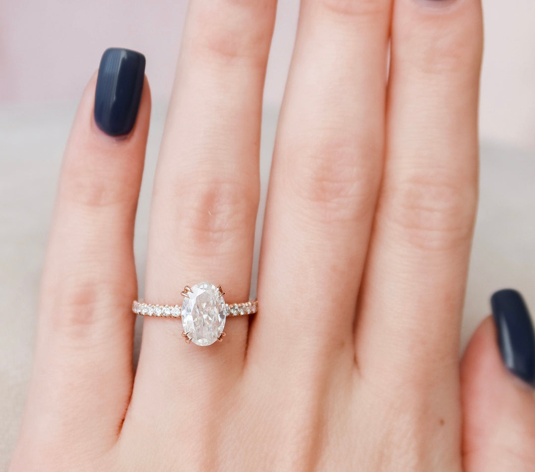 2 CT Oval cut Moissanite Wedding Ring