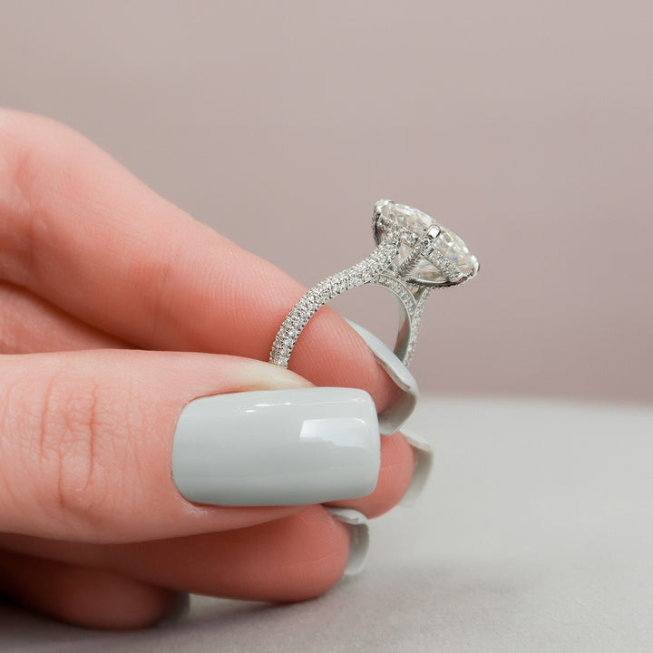 5.0CT Round Brilliant Cut Moissanite Engagement Ring