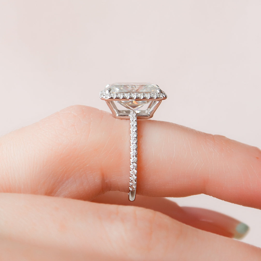 5 CT Radiant Cut Halo Moissanite Engagement Ring