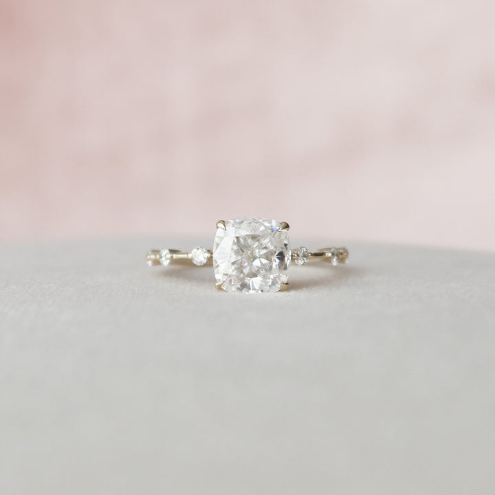 2 CT Cushion Cut Moissanite Engagement Ring