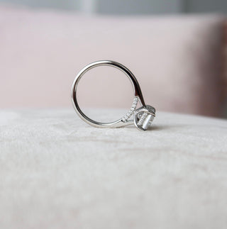 3.0CT Oval Cut Halo Moissanite Diamond Engagement Ring
