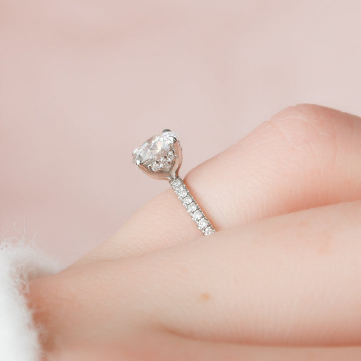 1.0CT Round Cut Hidden Halo Moissanite Diamond Engagement Ring