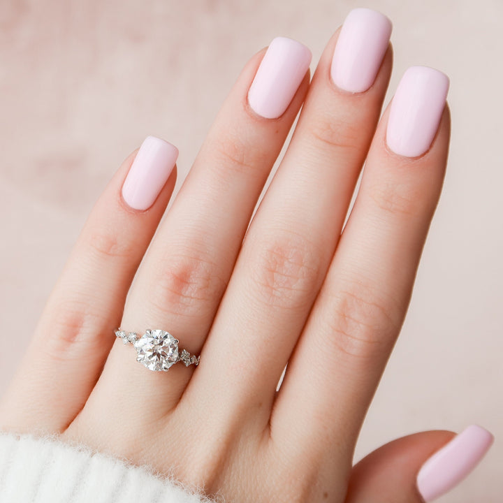 2 CT Round Cut Moissanite Wedding Ring