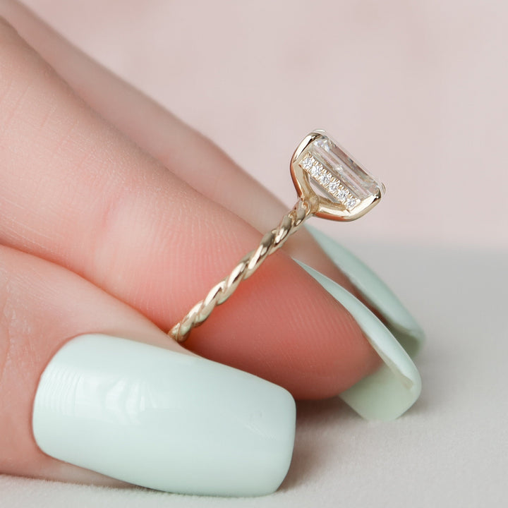 2.0CT Emerald Cut Braided Moissanite Diamond Engagement Ring