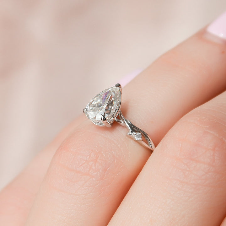 1 CT Pear Cut Nature Inspired Moissanite Engagement Ring