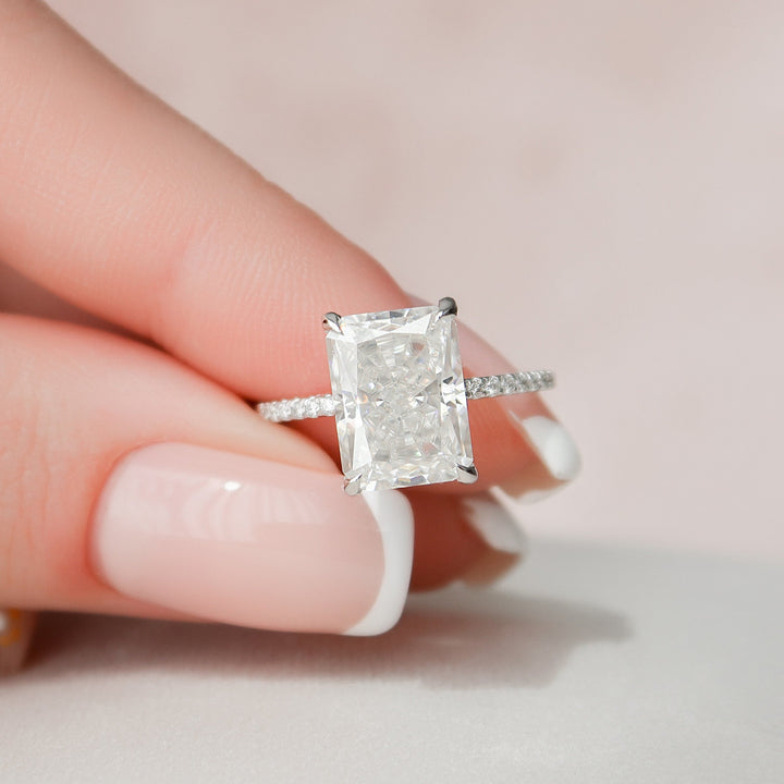 4.5 СT Radiant Cut Moissanite Engagement Ring